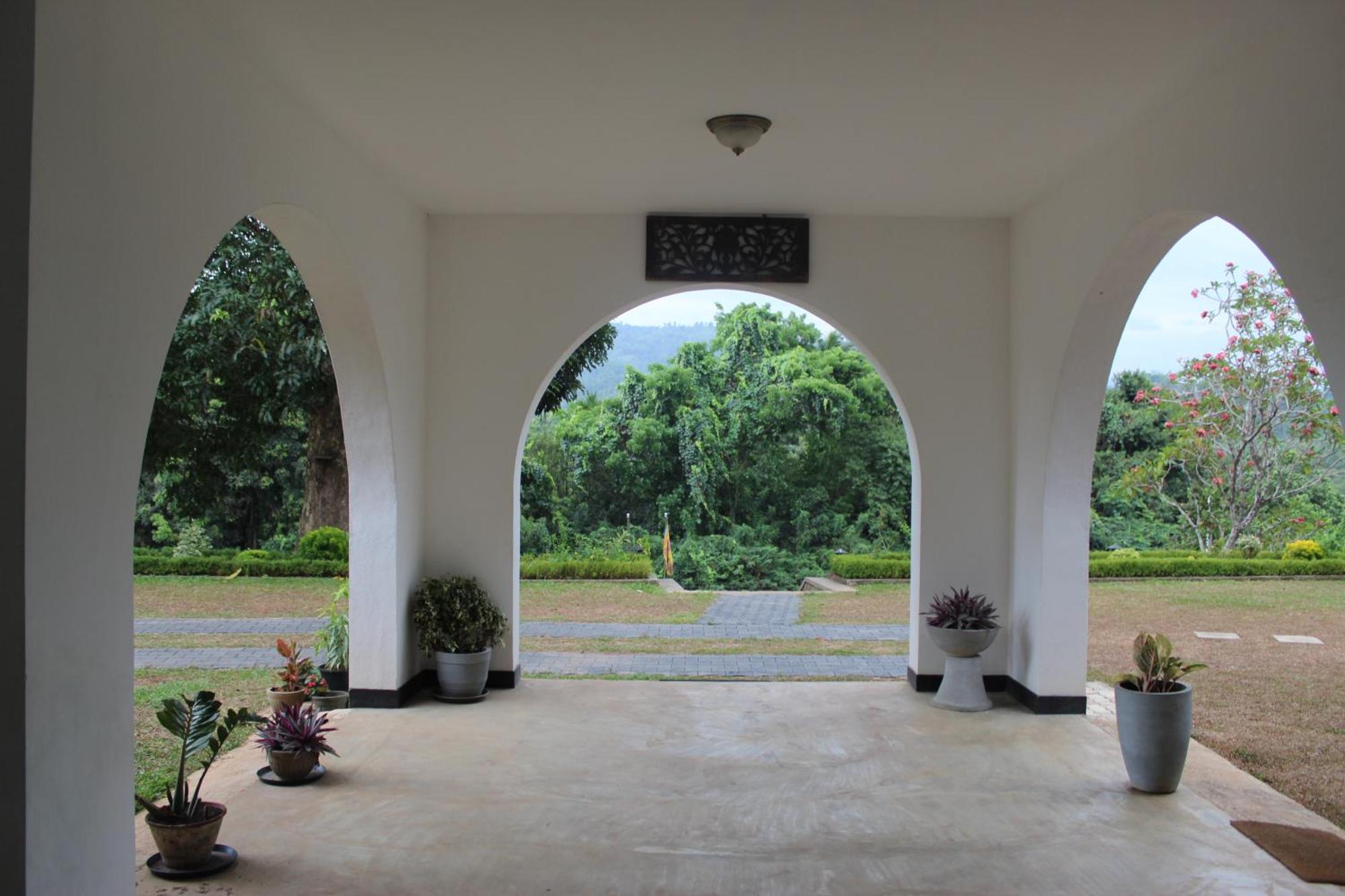 Villa Nilmalee Gampola Extérieur photo